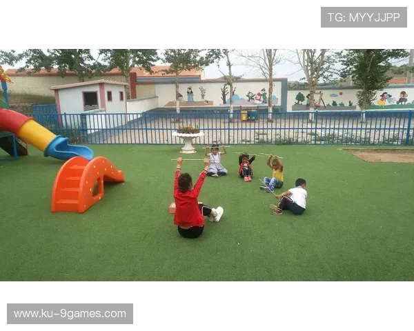 《小灰鼠与小白鼠携手共进挑战游戏的奇妙冒险》 《小灰鼠与小白鼠携手共进挑战游戏的奇妙冒险》